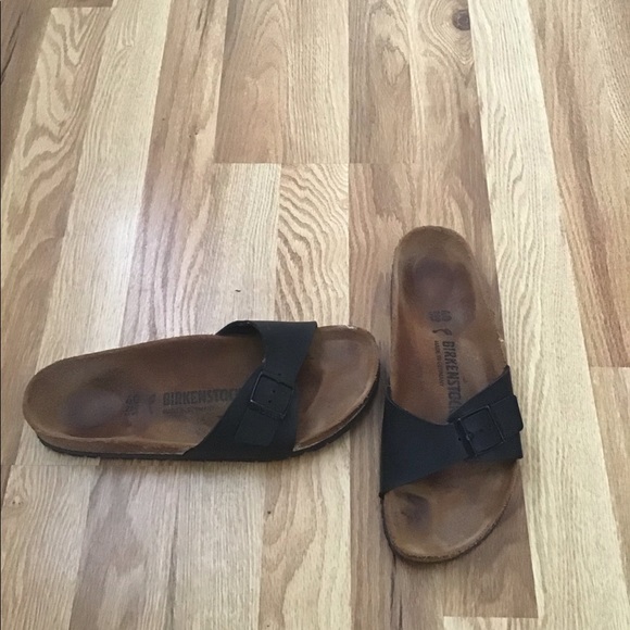 Madrid Black Birkenstock’s - Picture 2 of 4